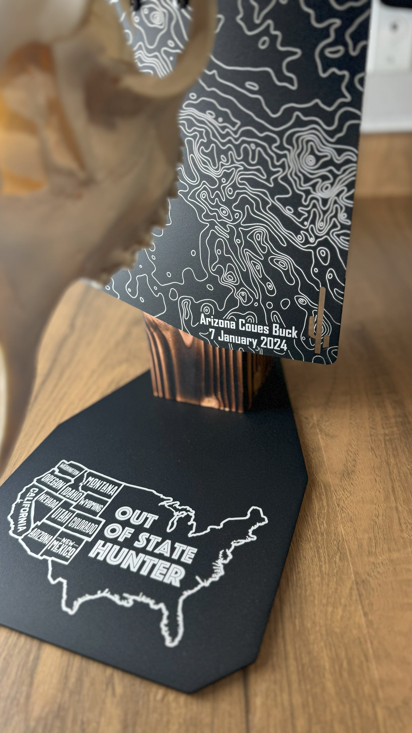 Pedestal Mount - Medium Game