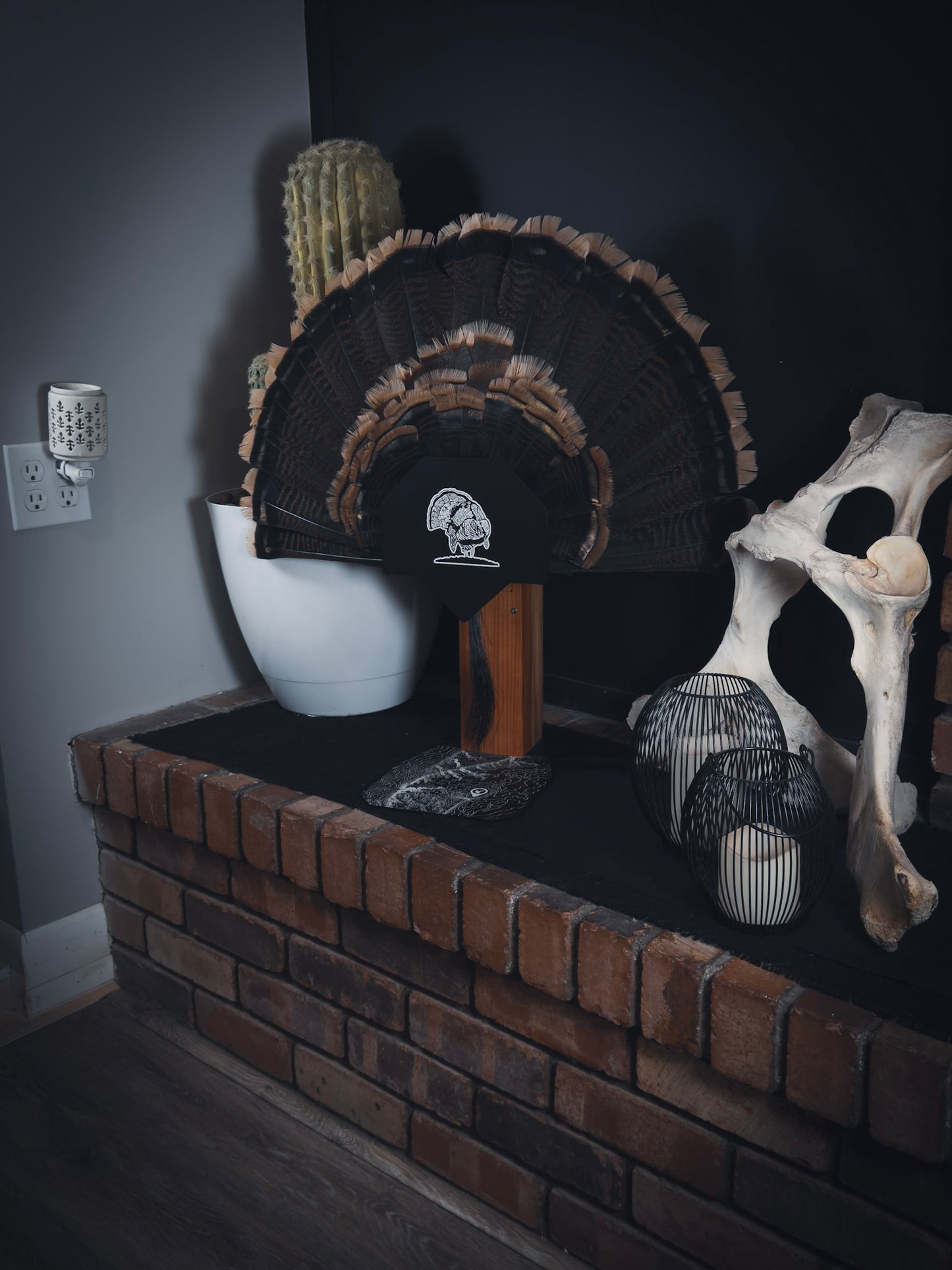 FeatherLok-Pedestal Mount
